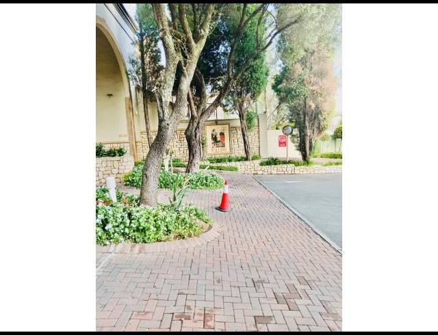 1 BEDROOM APARTMENT FOR SALE IN DOUGLASDALE